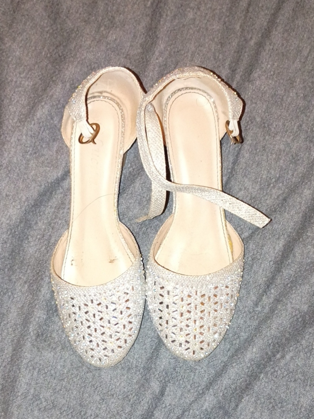 Sparkling Cream Ankle-Strap Women's Sandals